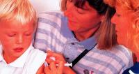 Первая вакцинация от столбняка — в 3 месяца, ревакцинация в 6–7 и 13–15 лет